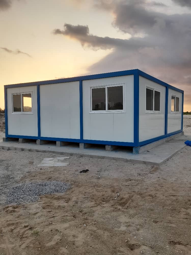 Bureau modulaire préfabriqué assemblé sur dalle béton en Côte d'Ivoire par MSI CI